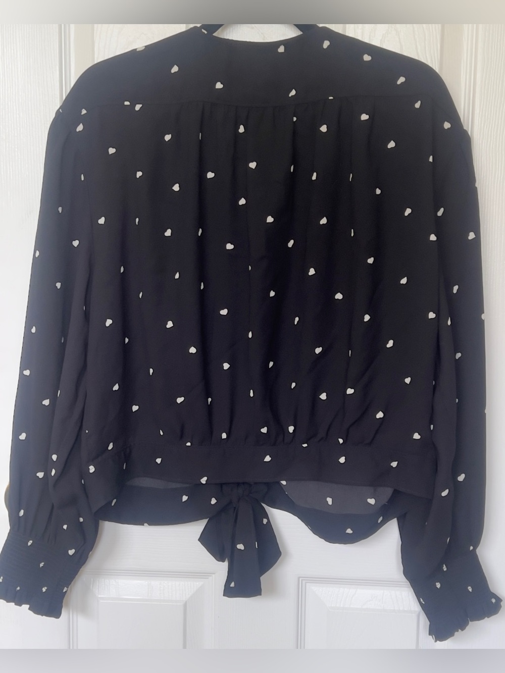 Broadway 38 Long Sleeves Blouse Black w Heart Print - Tie front Women's Sz XL